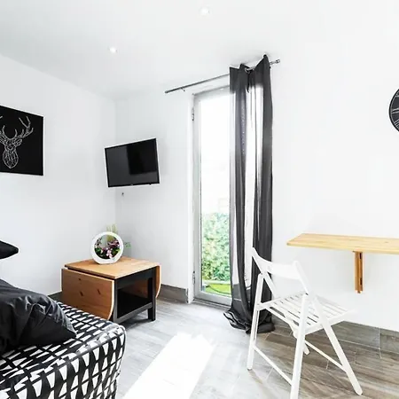 Studio Avec Balcon Proche Vieux - Tram A 10m Apartment Nice